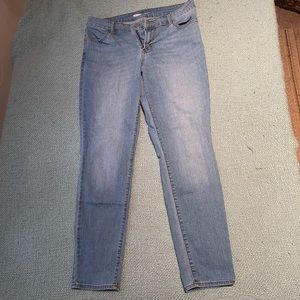 Old Navy Super Skinny Midrise
